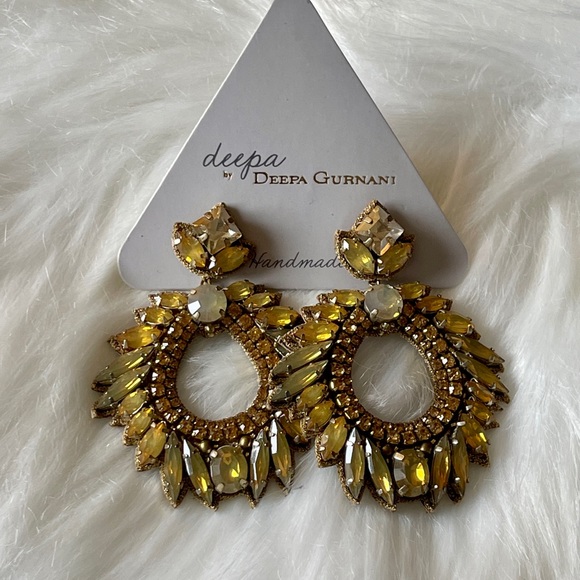 NWT Deepa Gurnani Earrings, Handmade Crystal Chandelier Dangle Statement Earring - Picture 5 of 6